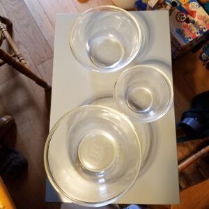 Vintage Pyrex clear nesting bowls clear set of 3